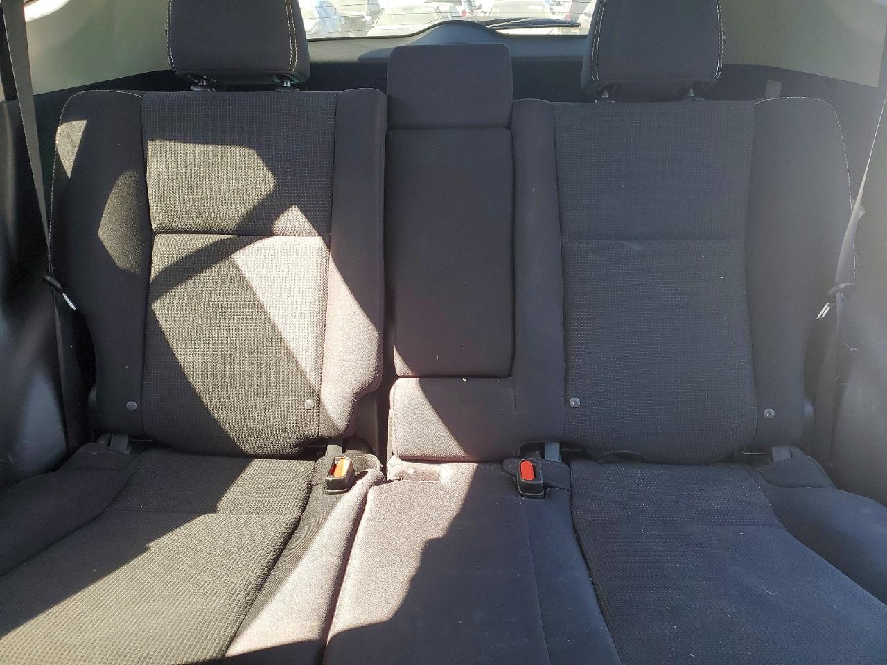 2017 TOYOTA RAV4 XLE photo 19