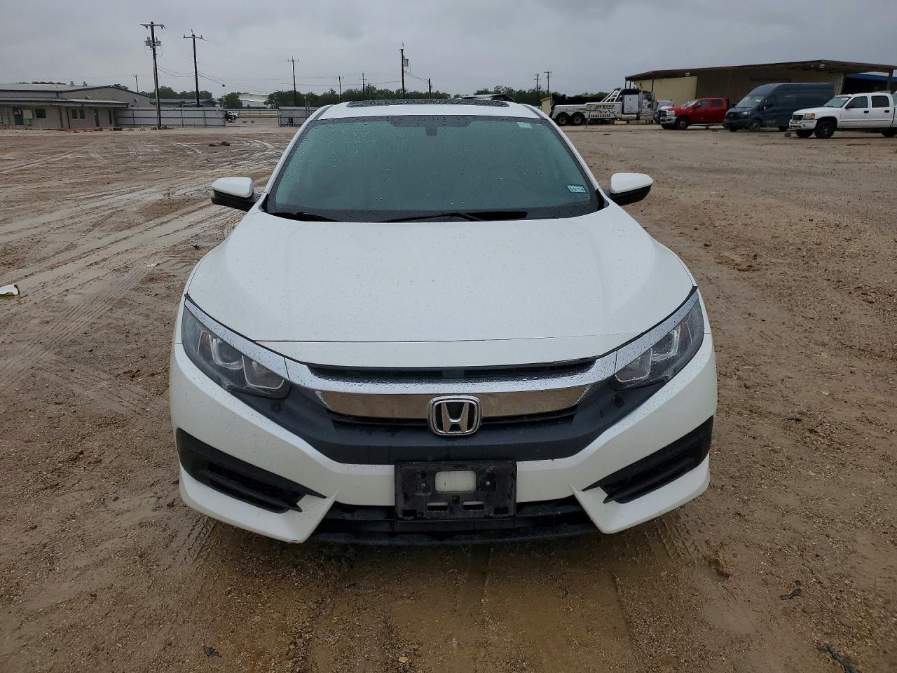 2016 HONDA CIVIC EX photo 9