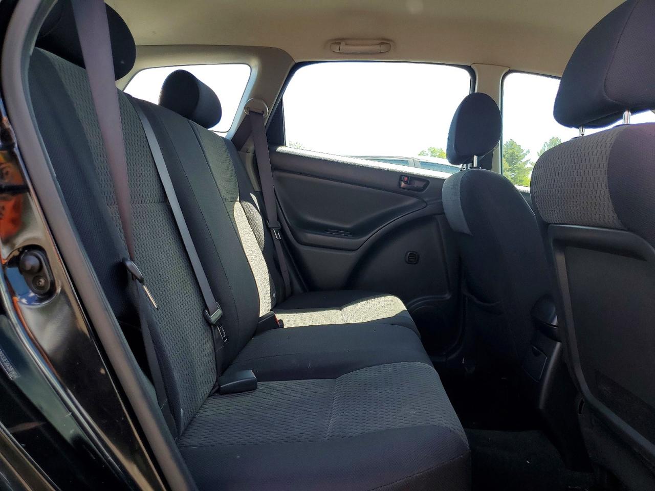 2006 TOYOTA COROLLA MATRIX XR photo 19
