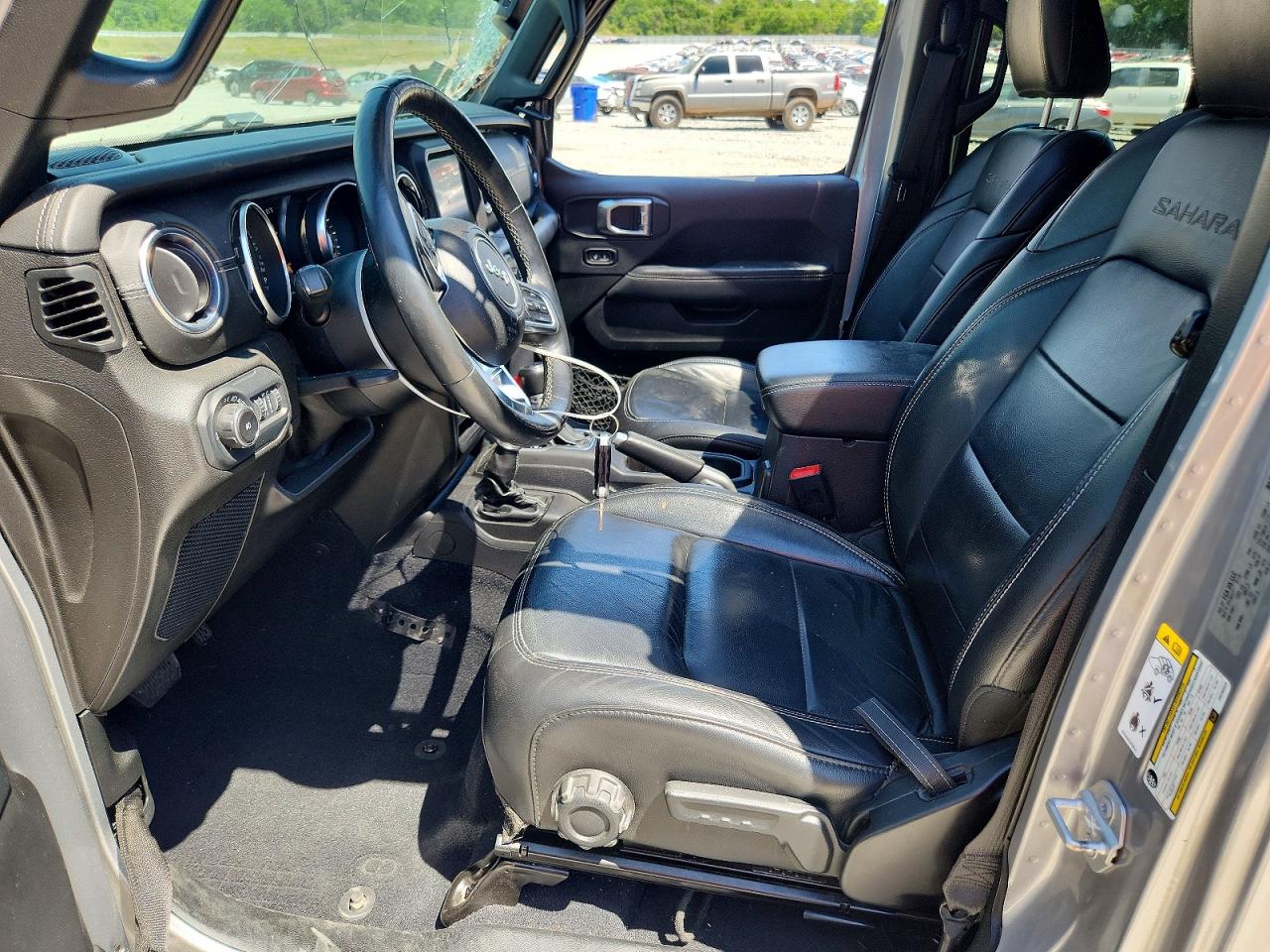 2018 JEEP WRANGLER UNLIMITED SAHARA photo 13