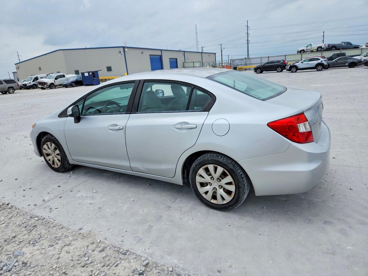 2012 HONDA CIVIC LX photo 4