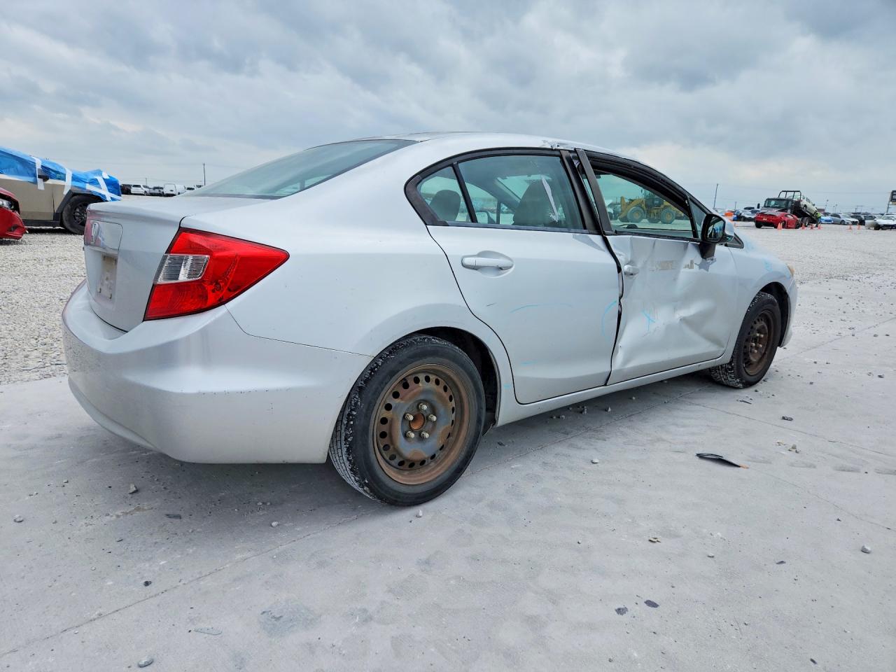 2012 HONDA CIVIC LX photo 7