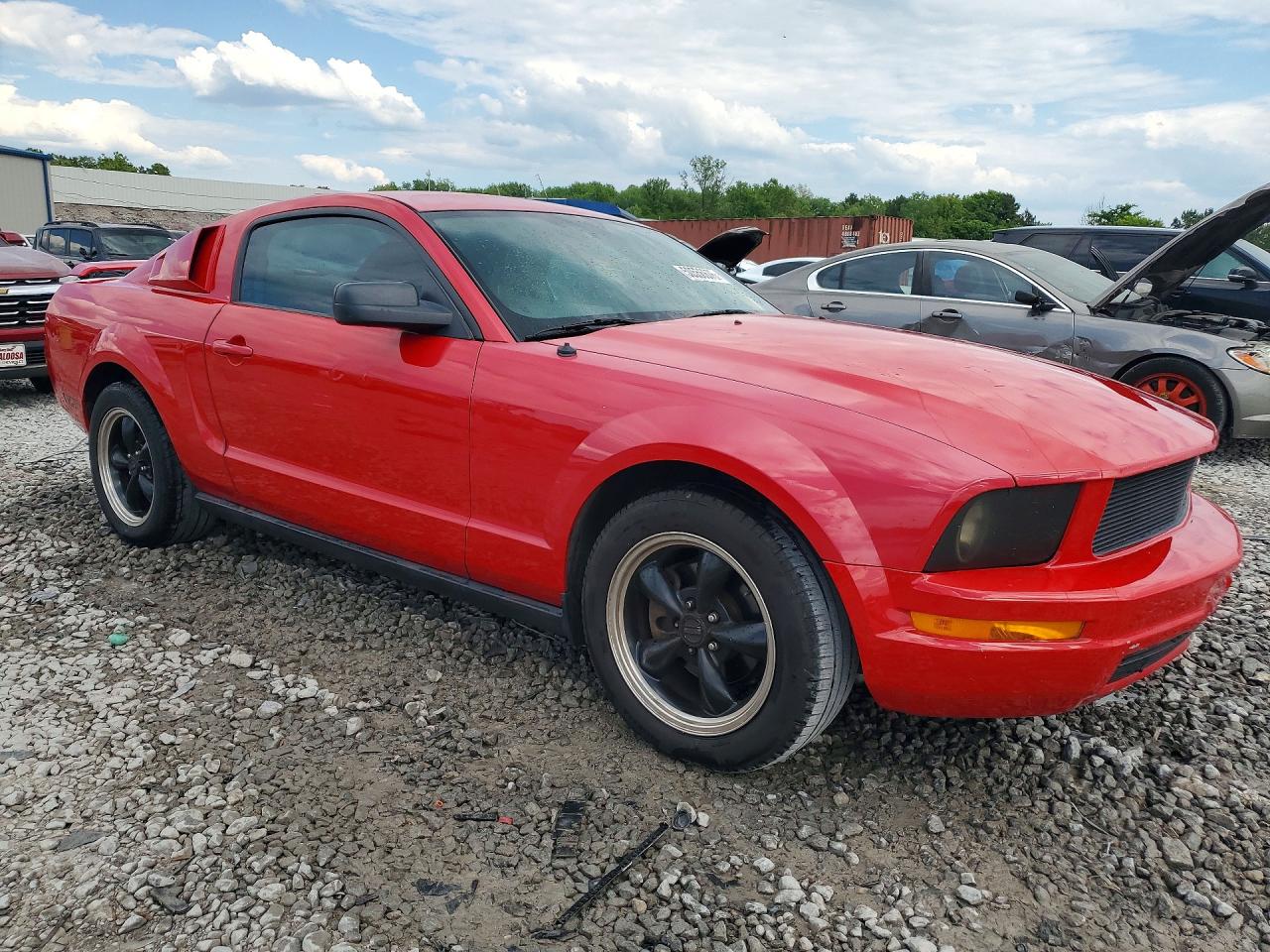 2005 FORD MUSTANG photo 4