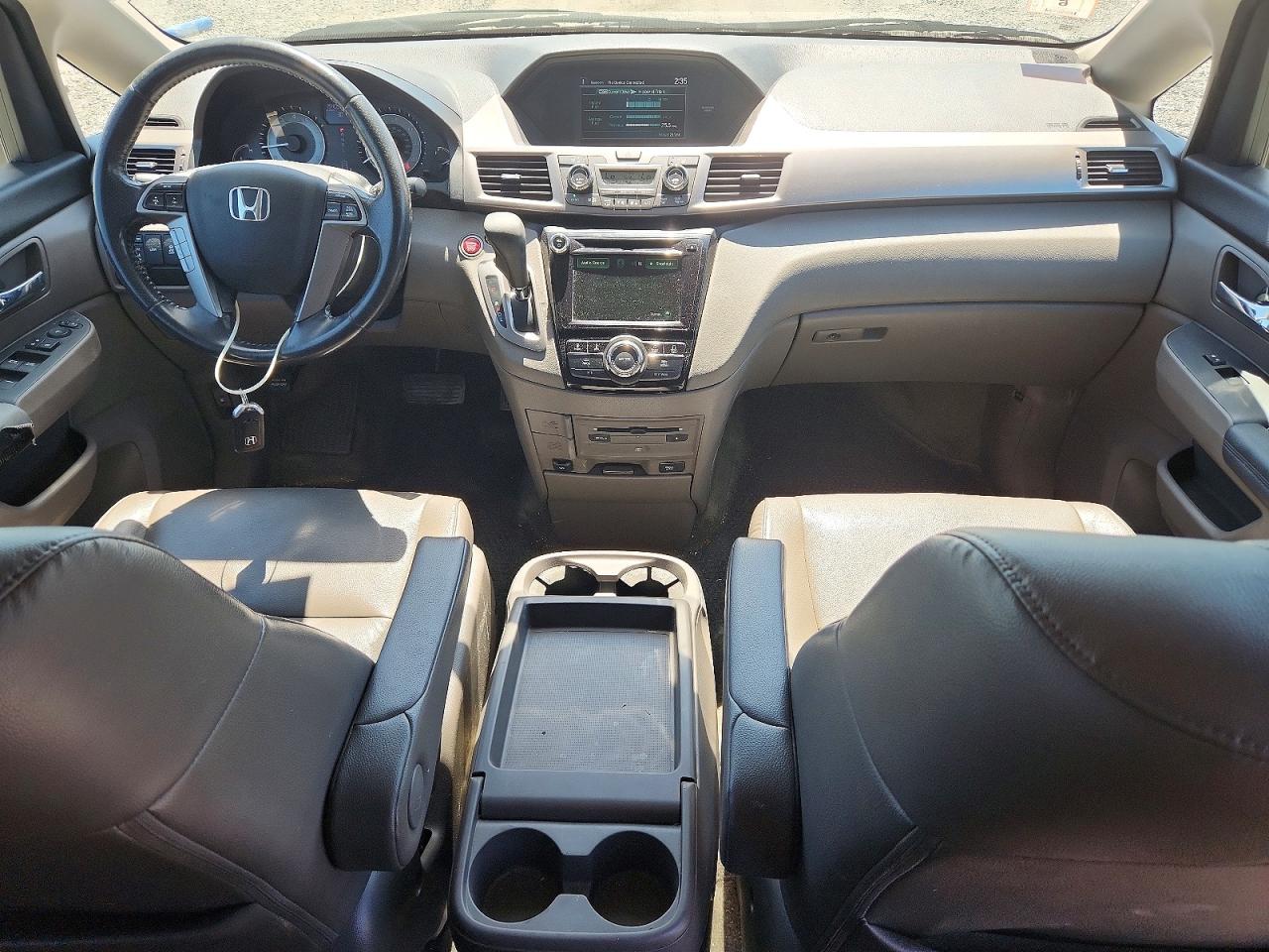 2016 HONDA ODYSSEY EXL photo 8
