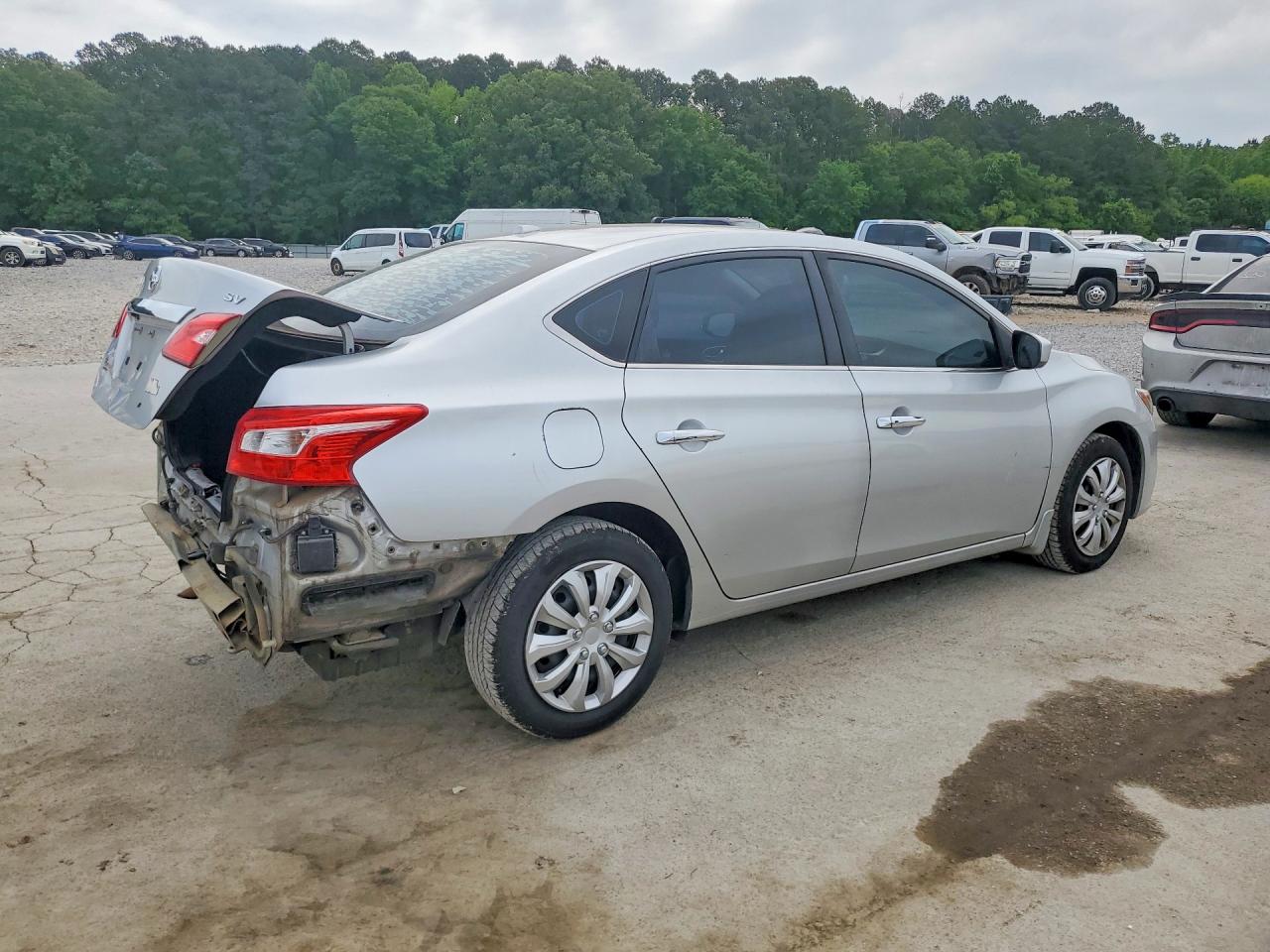 2016 NISSAN SENTRA SV photo 5