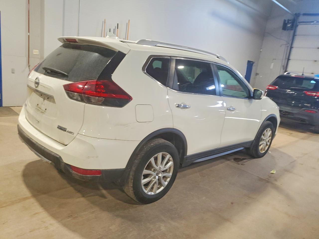 2020 NISSAN ROGUE S photo 3