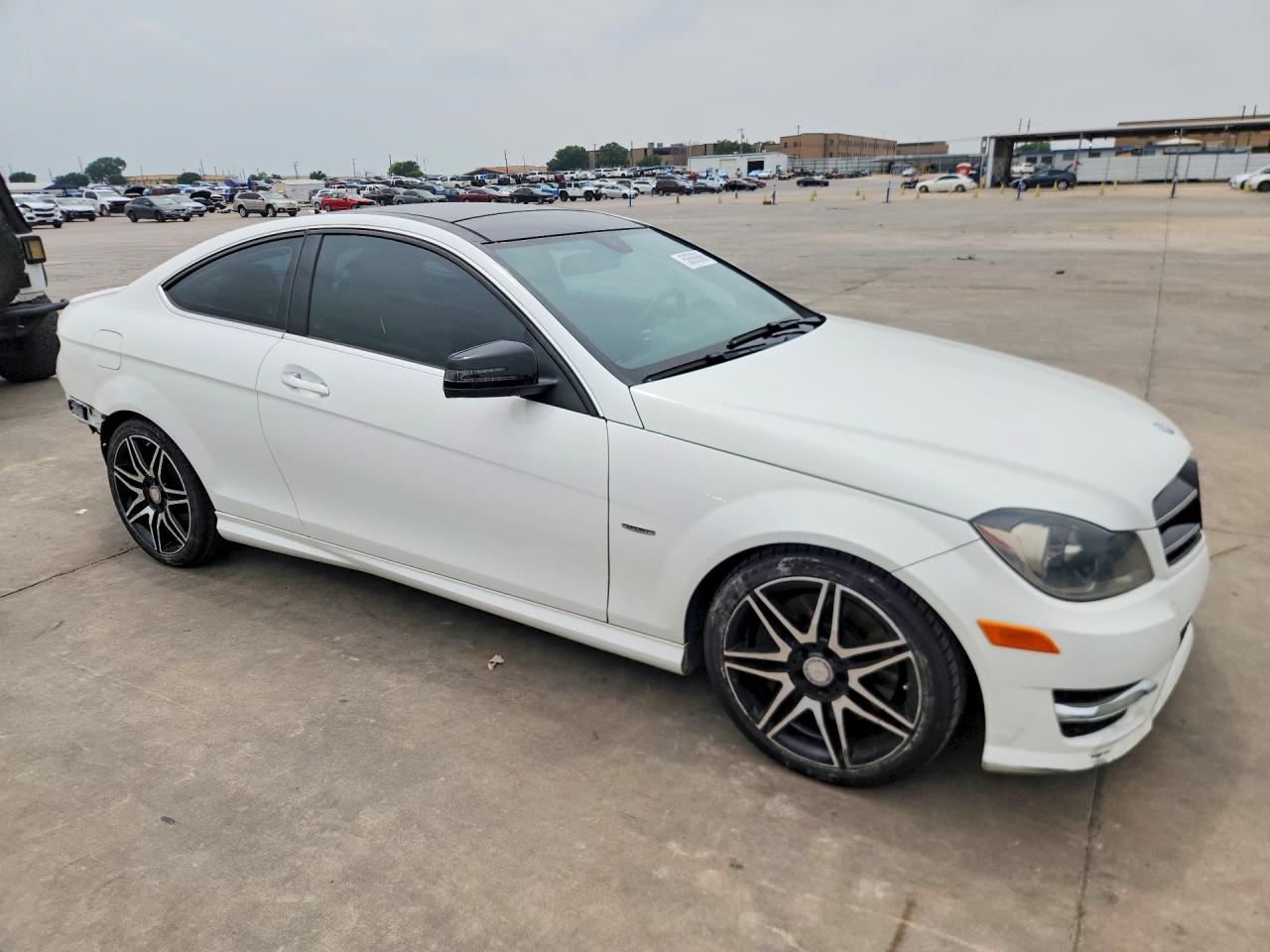 2014 MERCEDES-BENZ C 250 photo 4