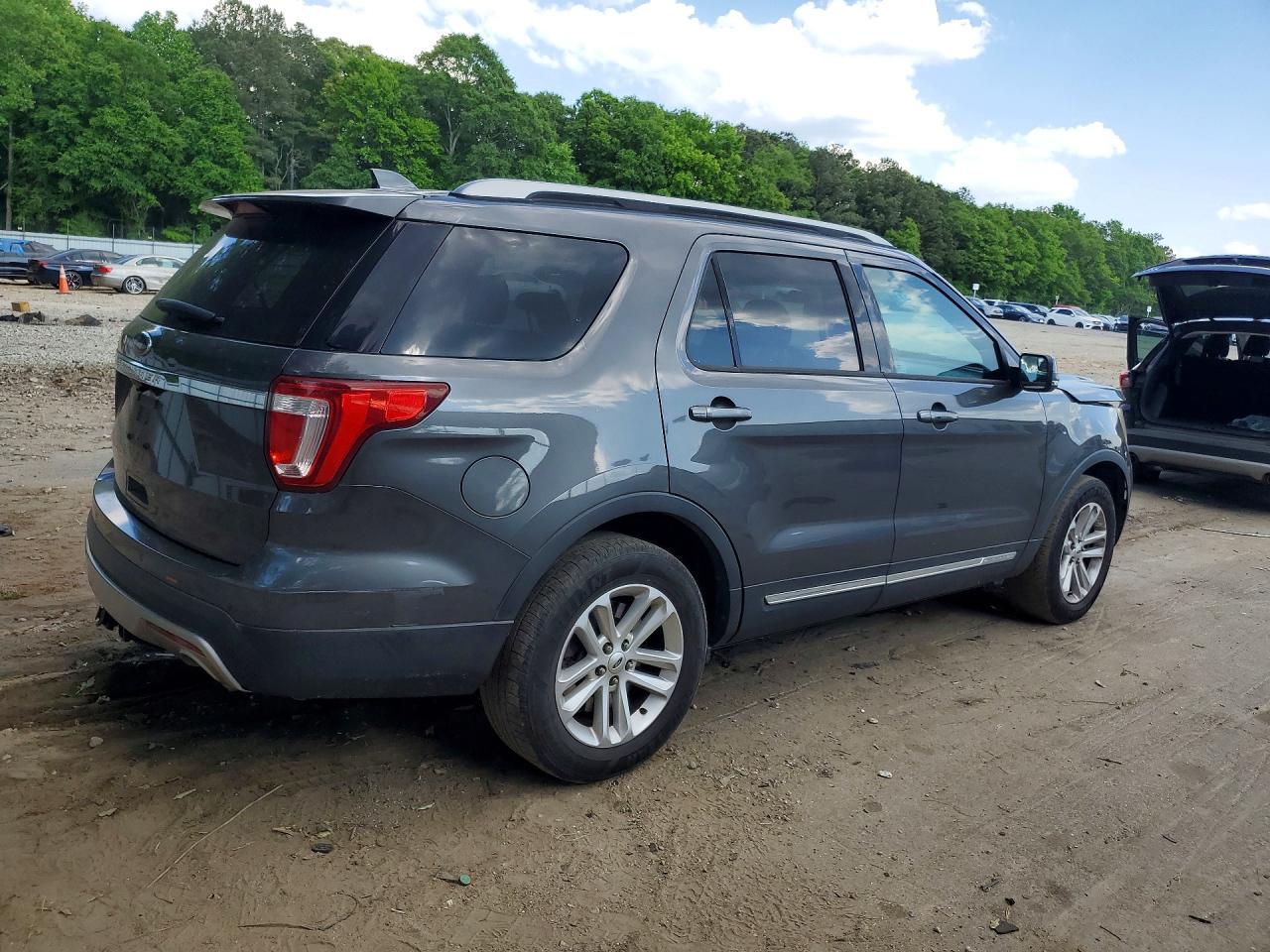 2016 FORD EXPLORER XLT photo 5