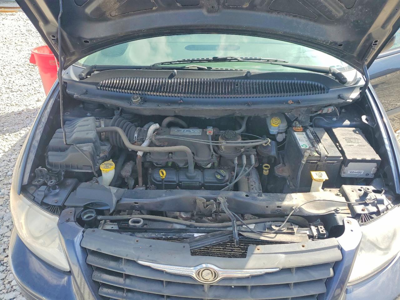 2007 CHRYSLER TOWN & COUNTRY LX photo 12