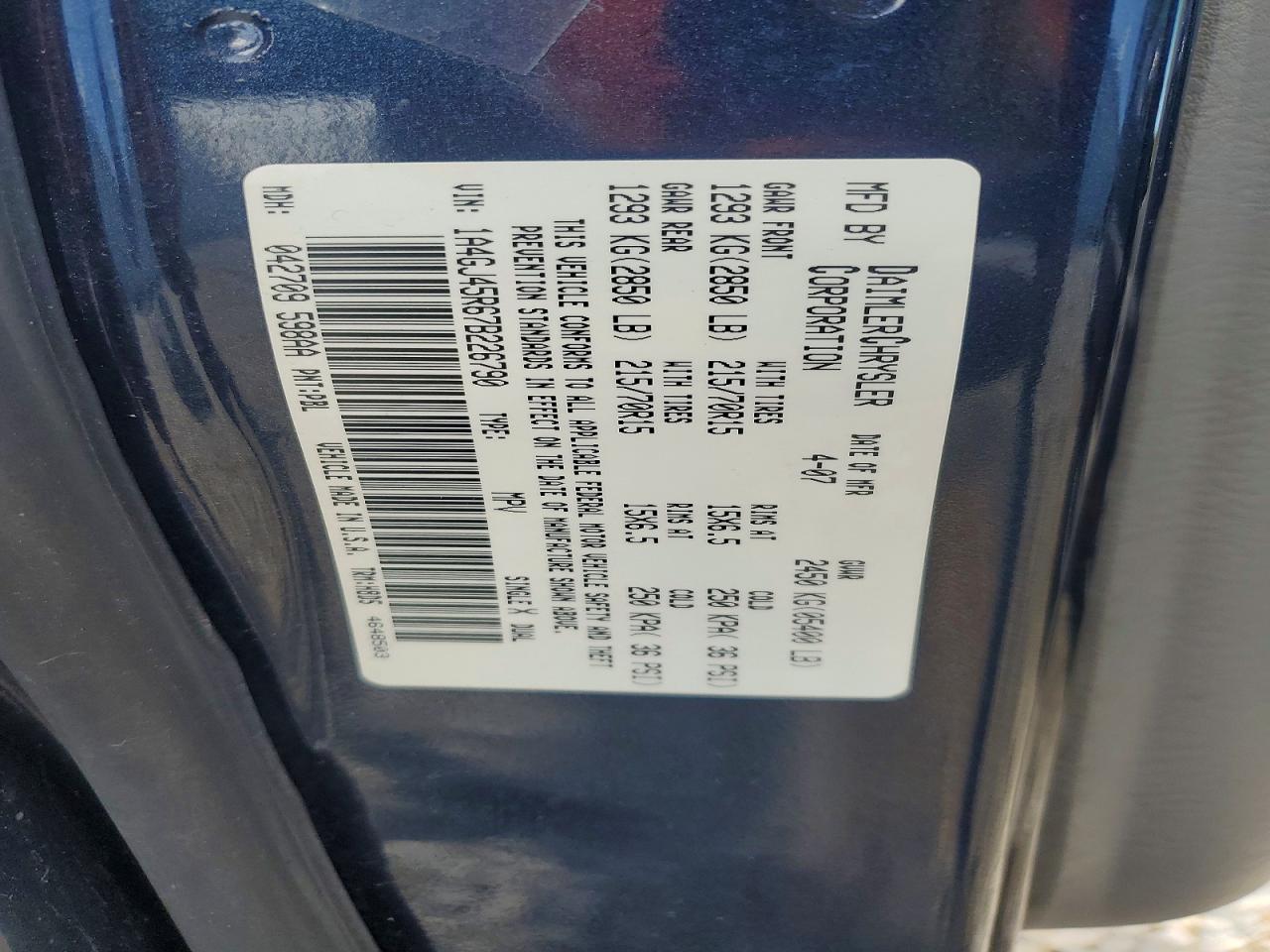 2007 CHRYSLER TOWN & COUNTRY LX photo 13
