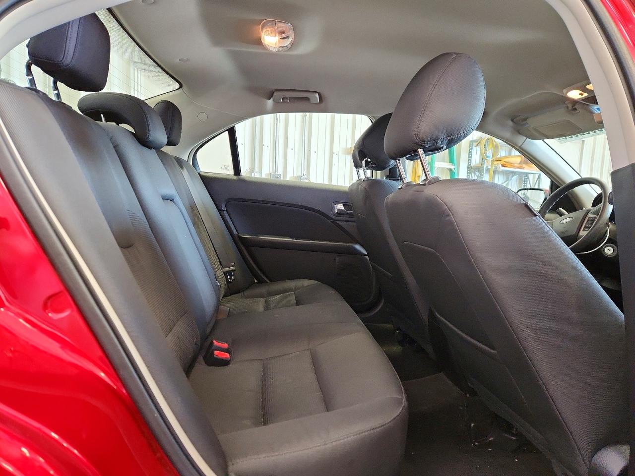 2012 FORD FUSION SE photo 28