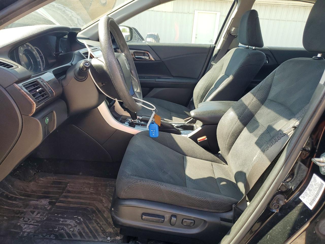 2017 HONDA ACCORD EX photo 13