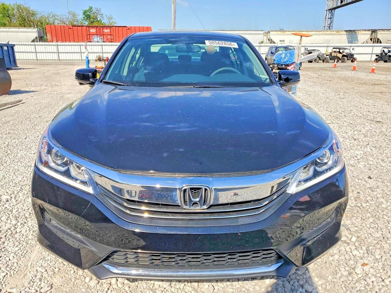 2017 HONDA ACCORD EX photo 9