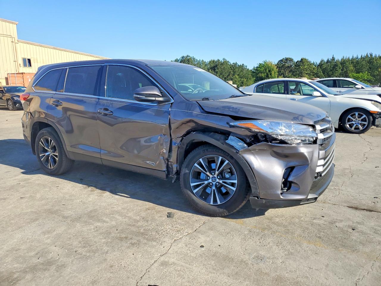 2019 TOYOTA HIGHLANDER LE PLUS photo 7