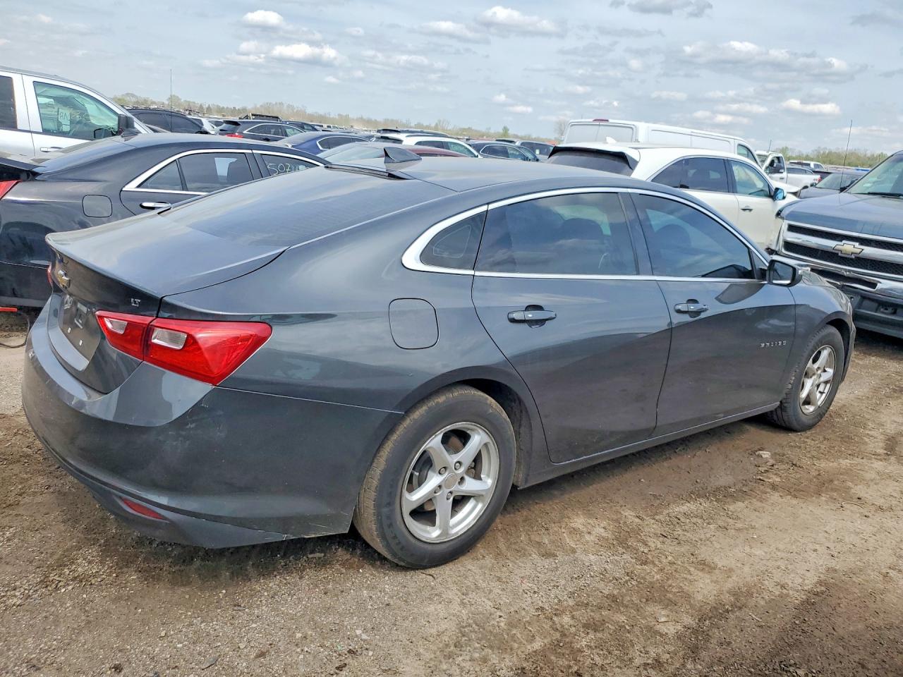 2016 CHEVROLET MALIBU LT photo 7