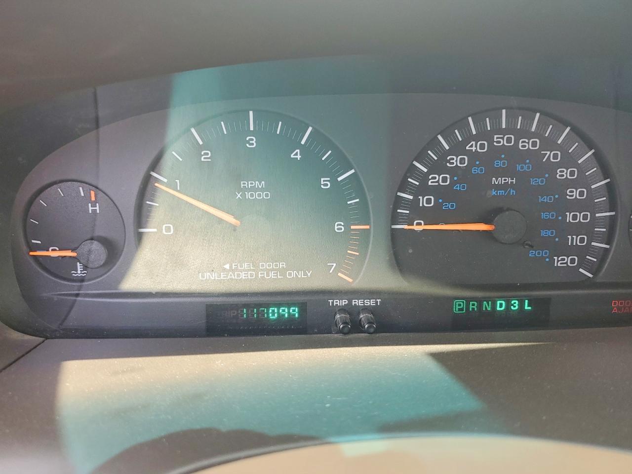1997 CHRYSLER TOWN & COUNTRY LXI photo 9