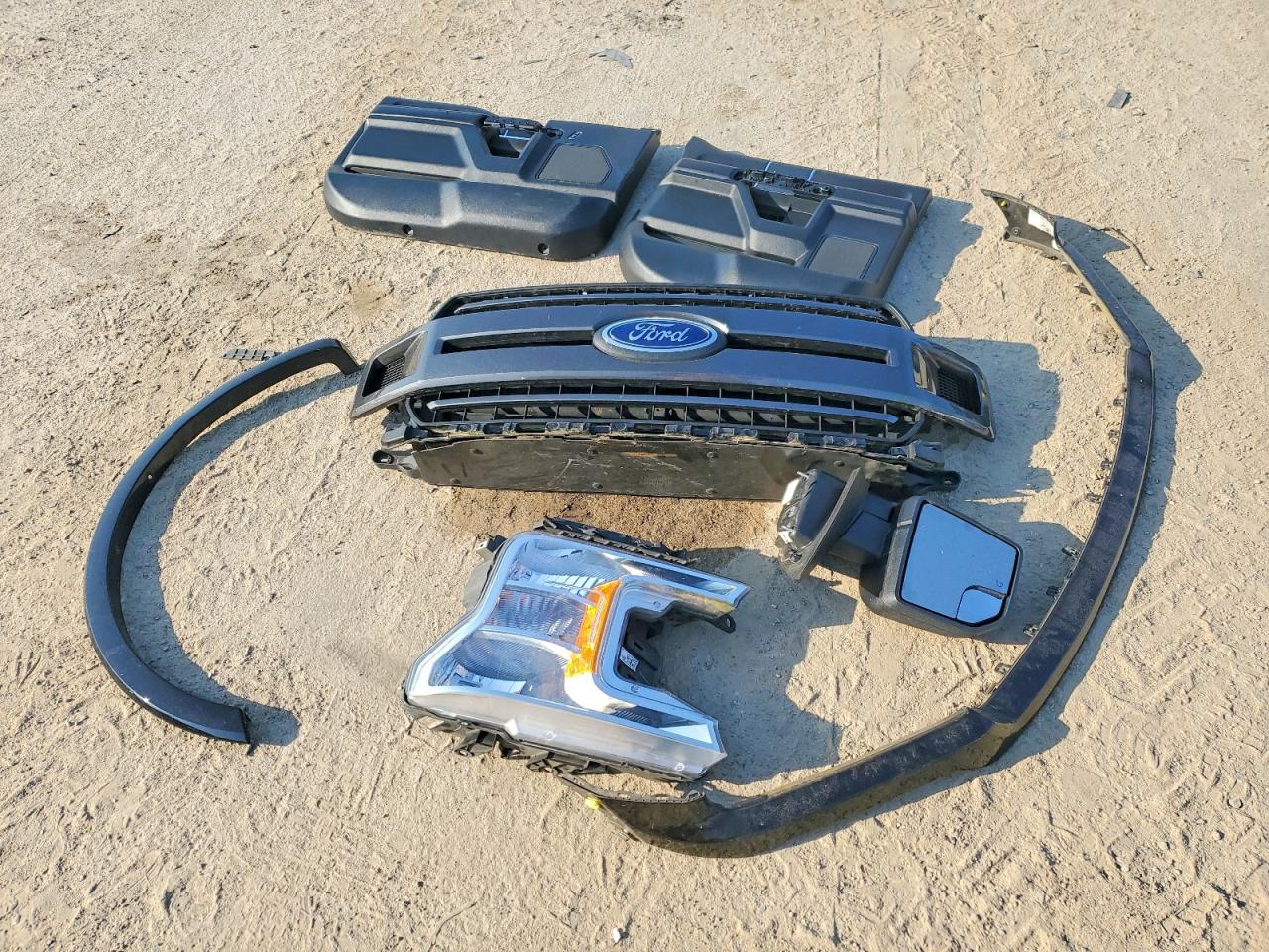 2020 FORD F150 SUPERCREW photo 23