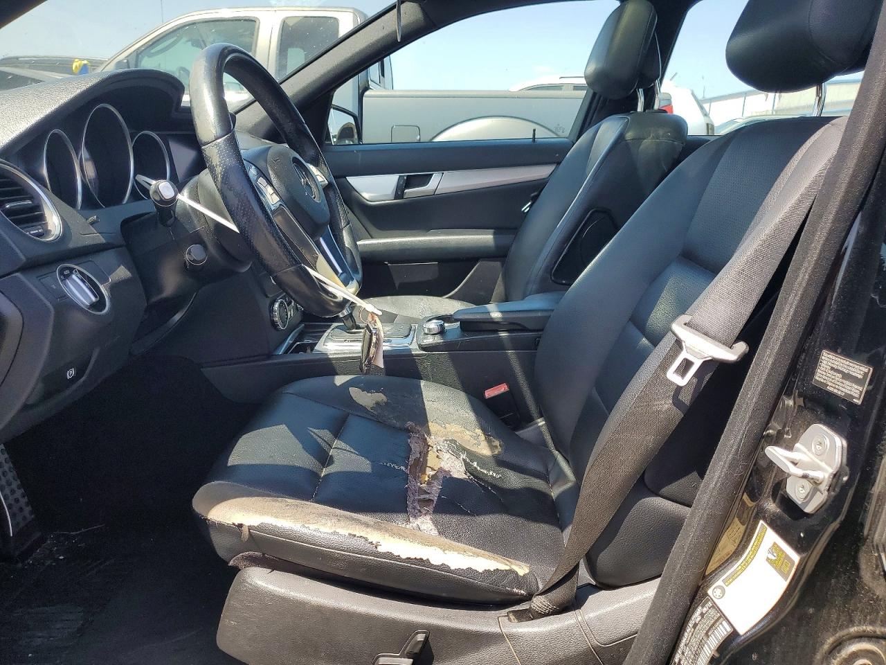 2013 MERCEDES-BENZ C 250 photo 19