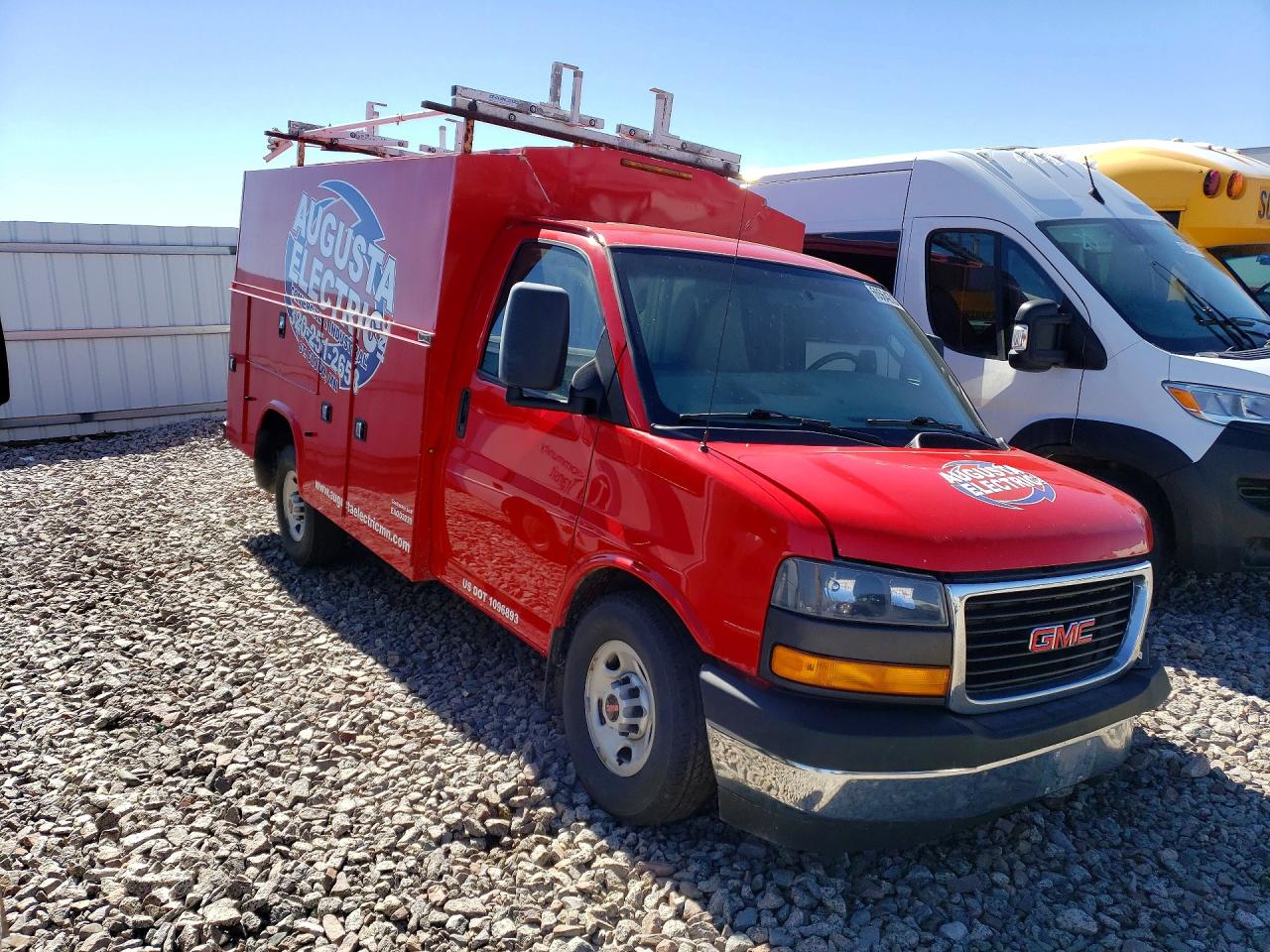 2017 GMC SAVANA CUTAWAY G3500 photo 7