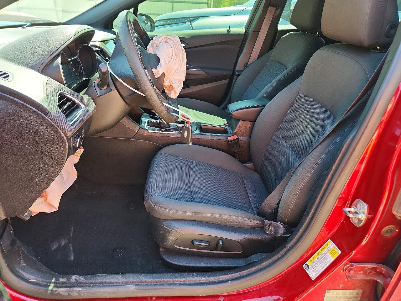 2017 CHEVROLET CRUZE LT photo 13