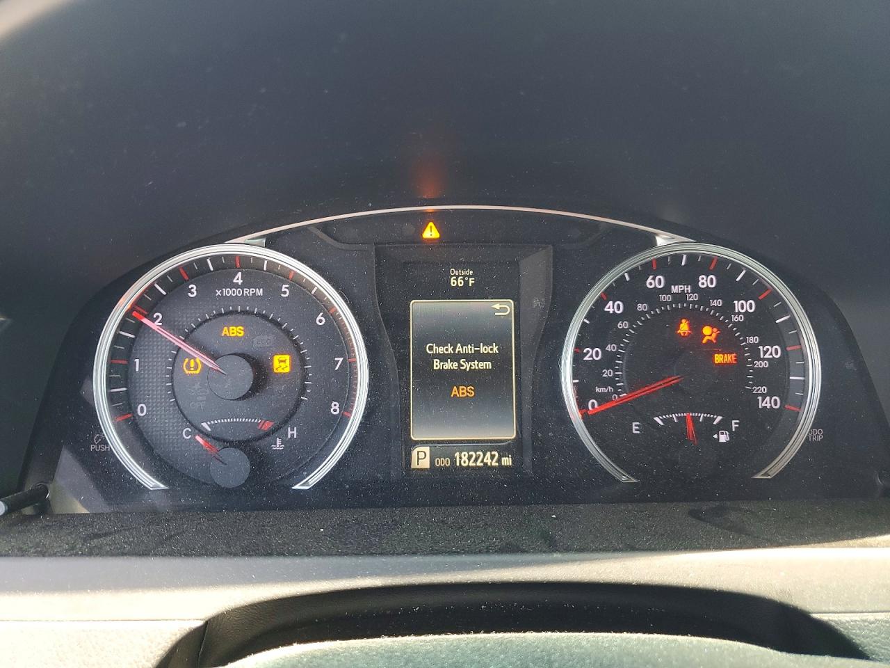 2017 TOYOTA CAMRY SE photo 17