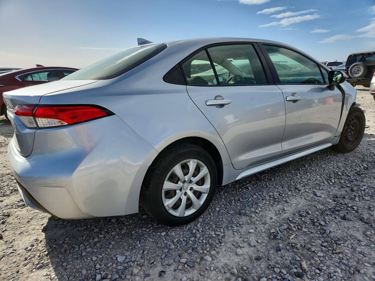 2020 TOYOTA COROLLA LE photo 5
