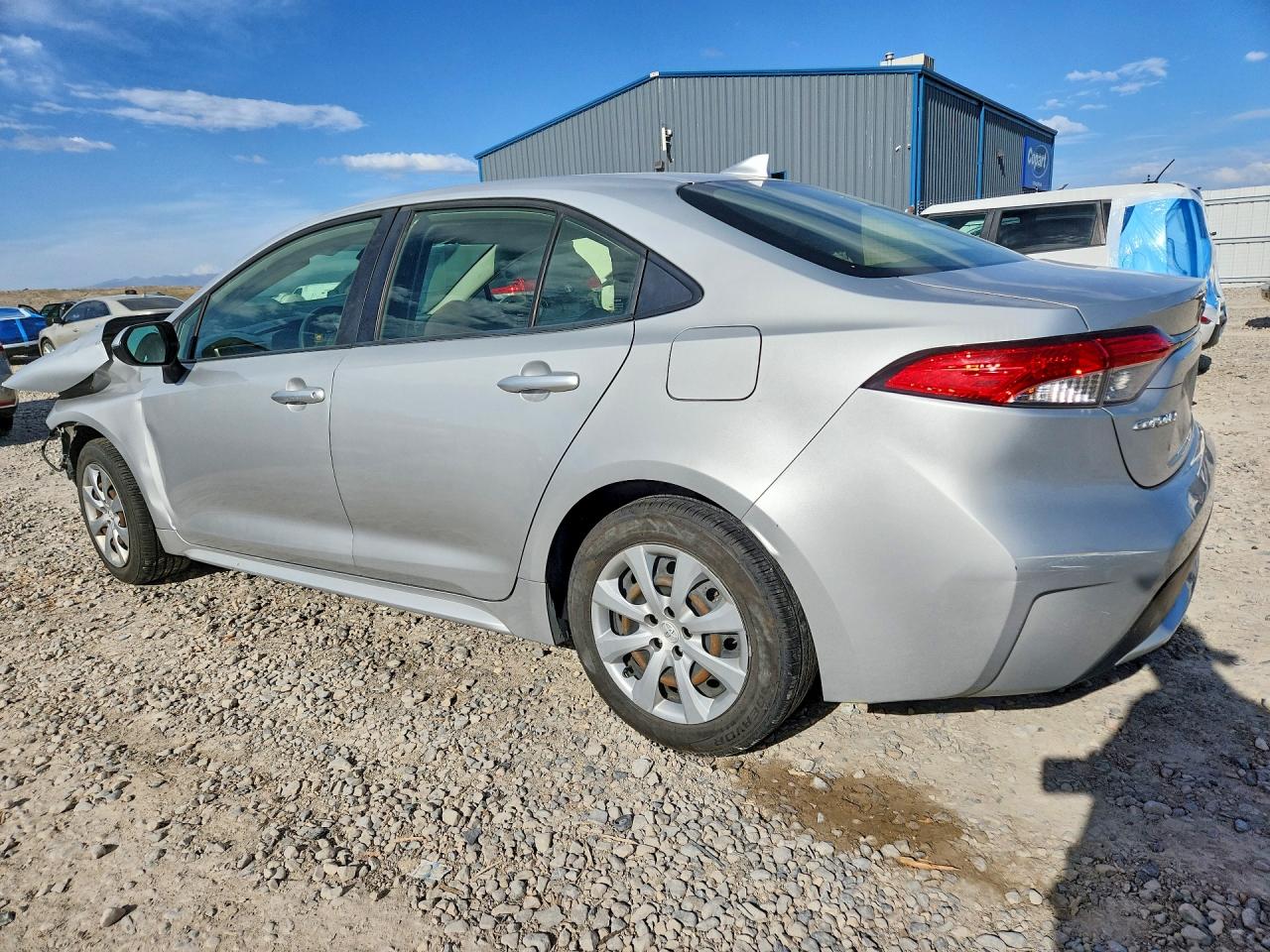 2020 TOYOTA COROLLA LE photo 3