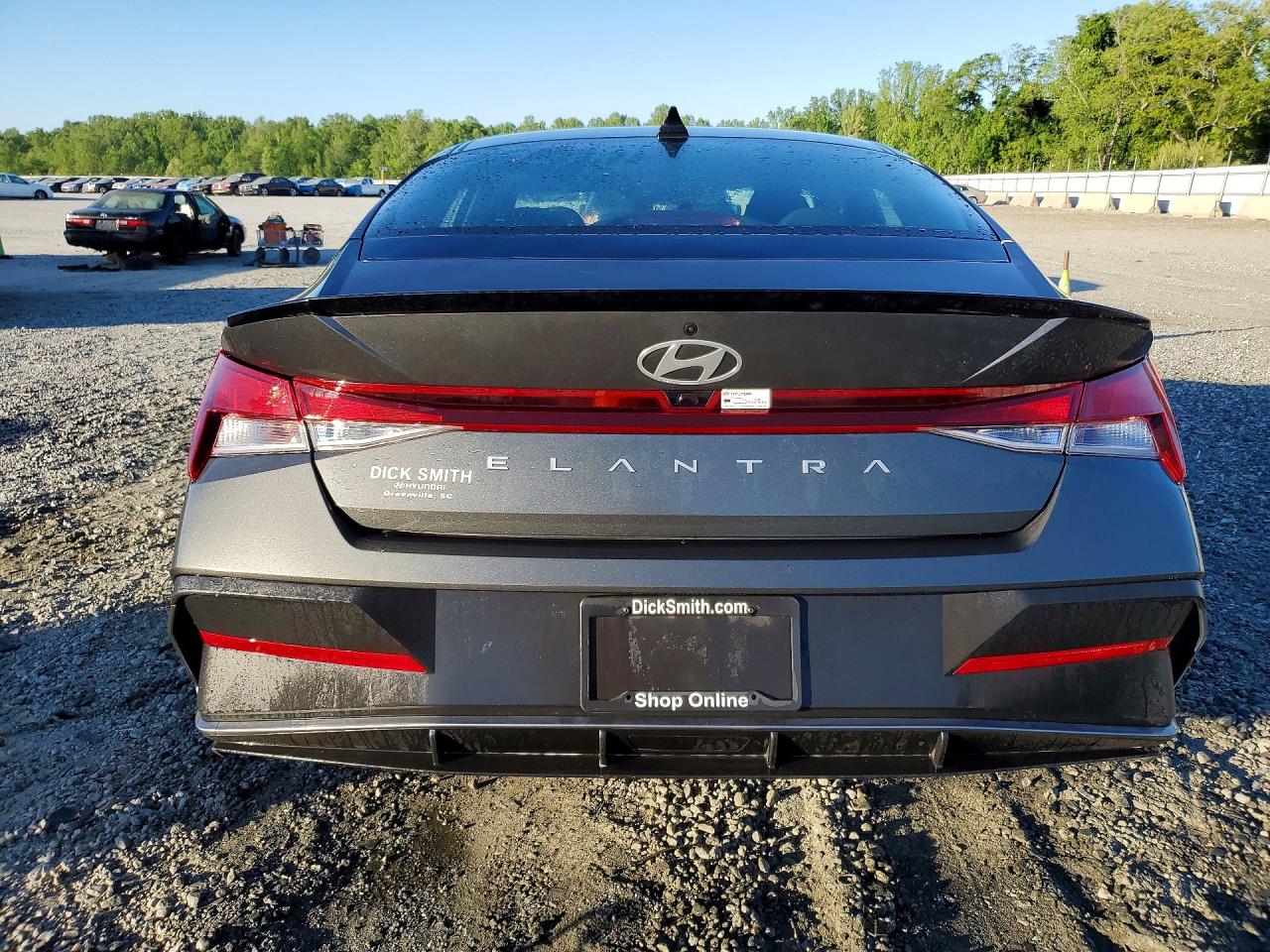 2025 HYUNDAI ELANTRA SEL SPORT photo 16