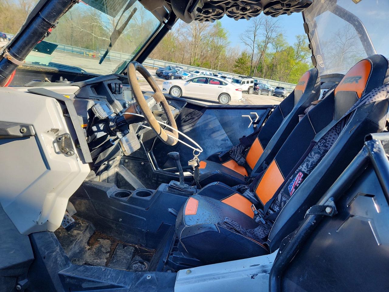 2018 POLARIS RZR photo 13
