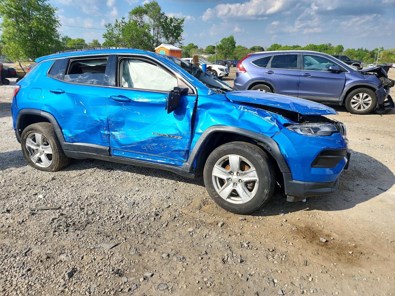 2022 JEEP COMPASS LATITUDE photo 4