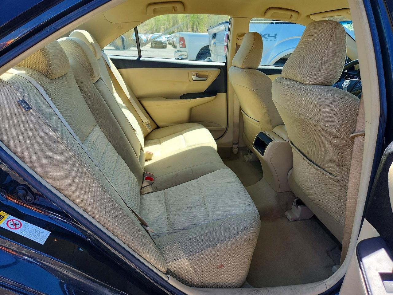2017 TOYOTA CAMRY LE photo 19