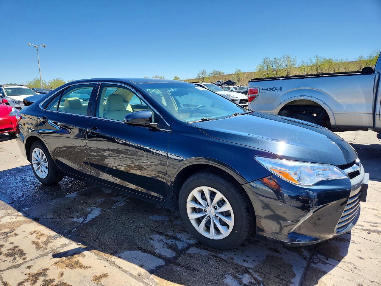 2017 TOYOTA CAMRY LE photo 7