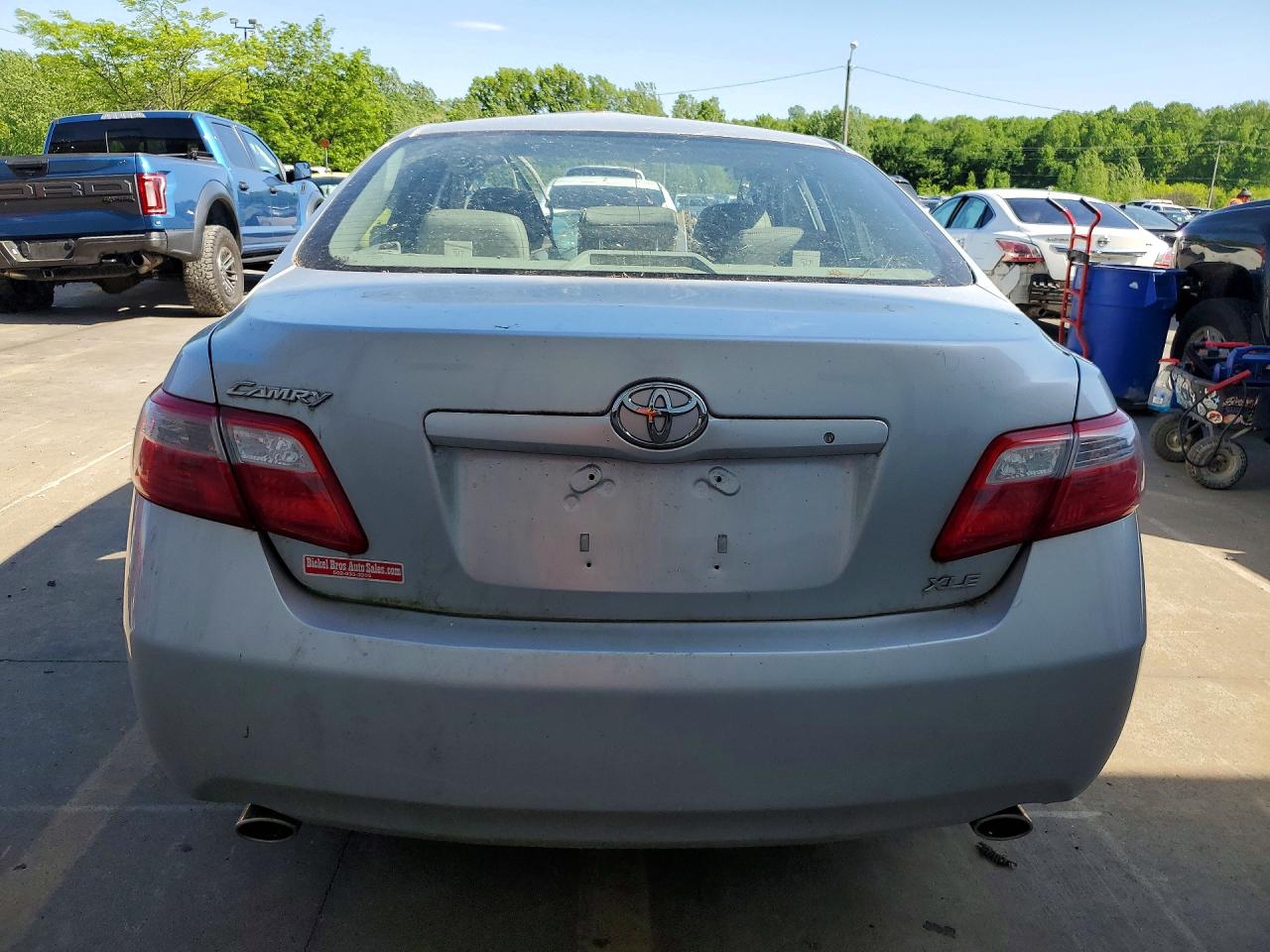 2009 TOYOTA CAMRY XLE V6 photo 11