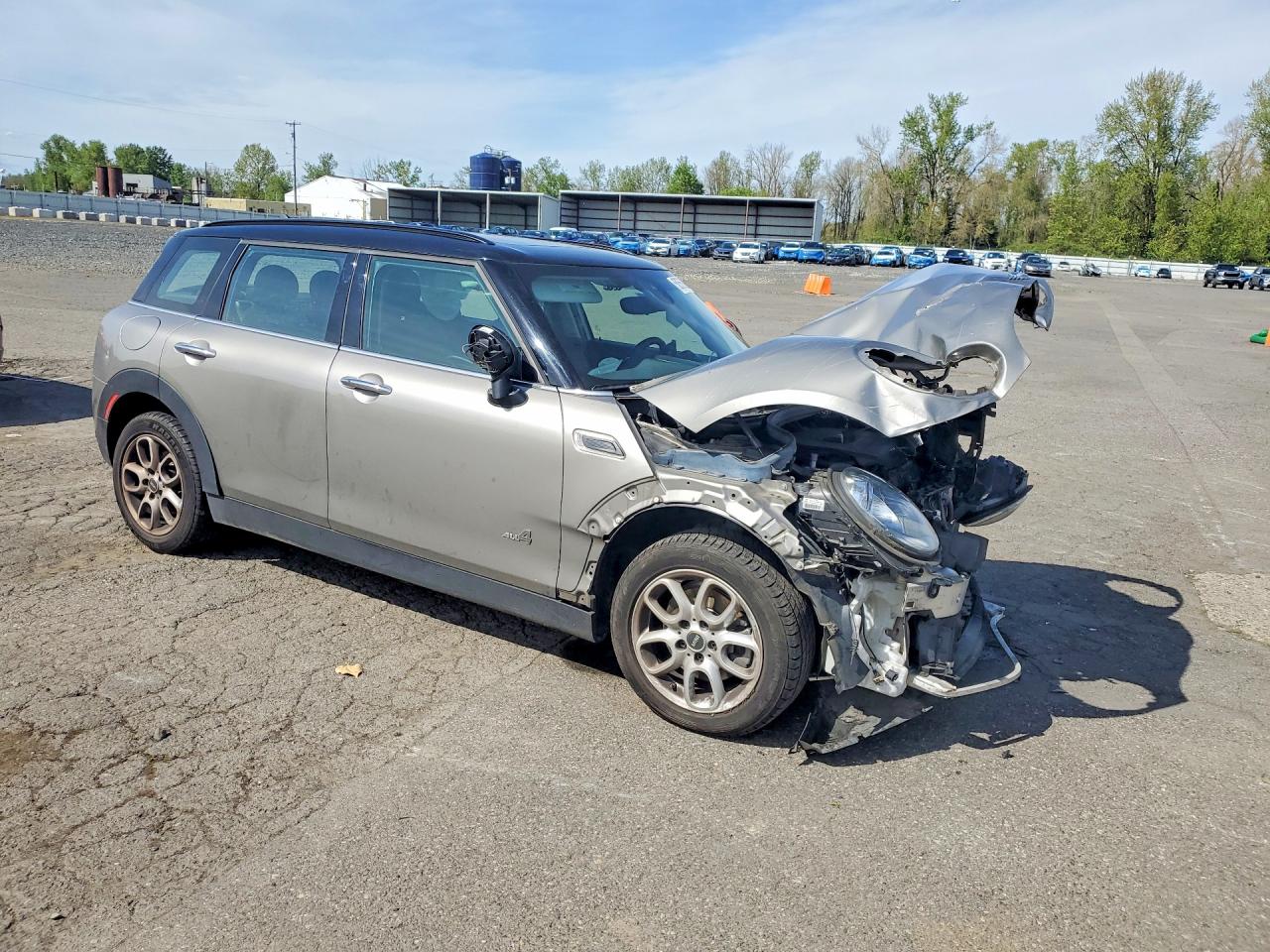 2019 MINI COOPER CLUBMAN ALL4 photo 4