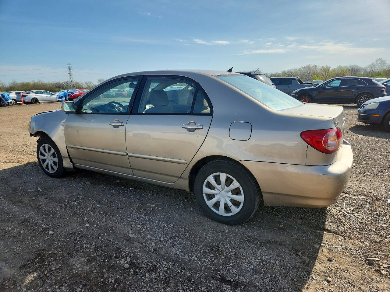 2004 TOYOTA COROLLA LE photo 3