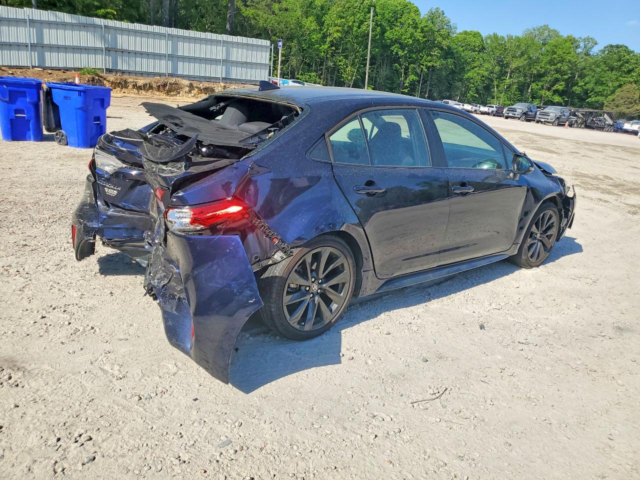 2024 TOYOTA COROLLA SE photo 3