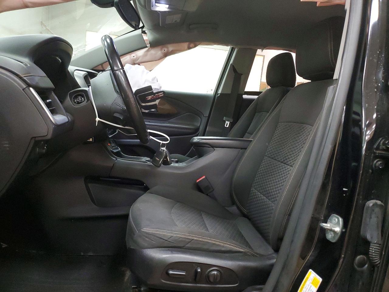 2018 GMC TERRAIN SLE photo 13