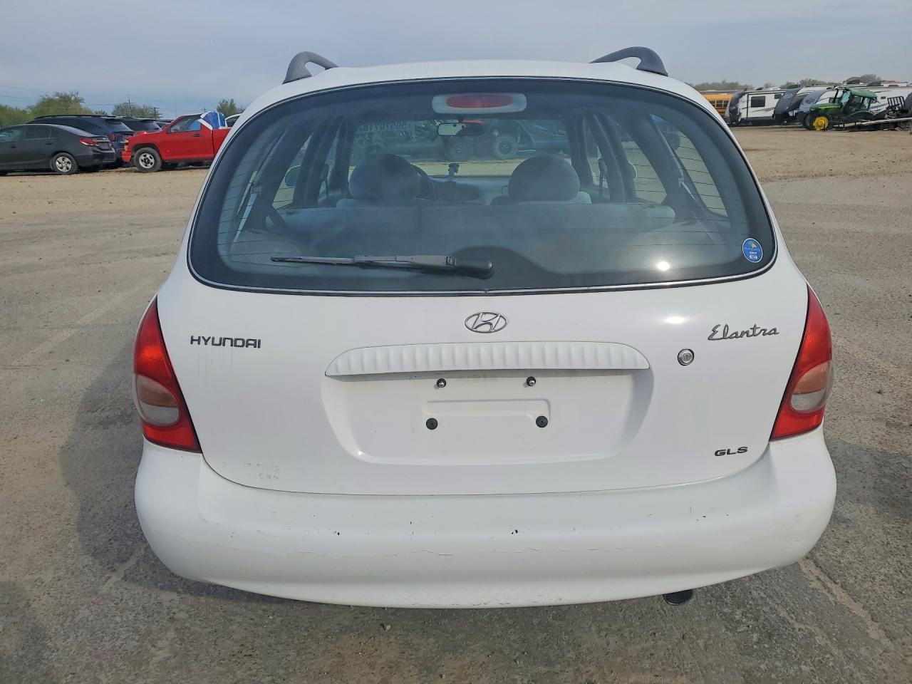 2000 HYUNDAI ELANTRA GLS photo 11