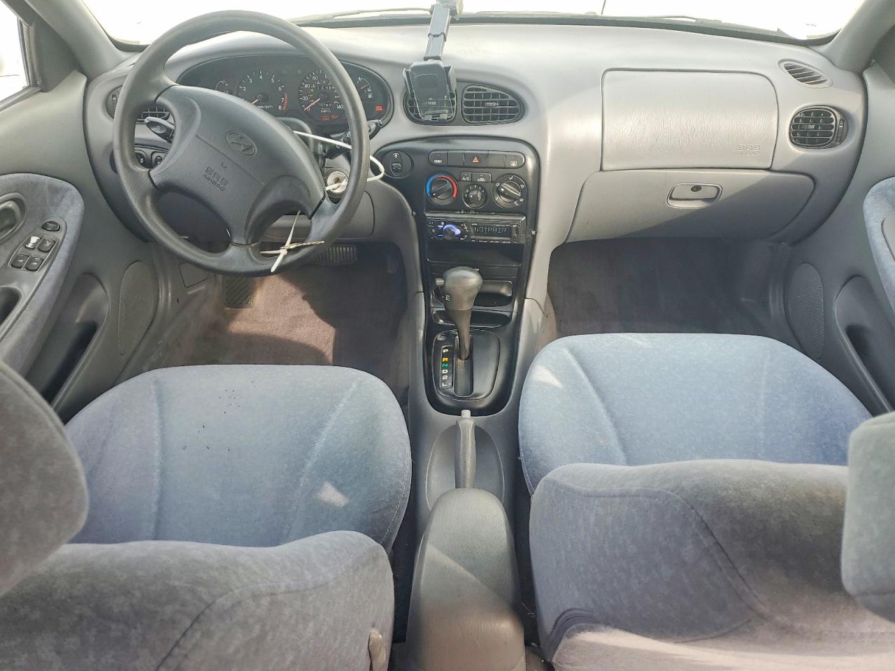 2000 HYUNDAI ELANTRA GLS photo 15