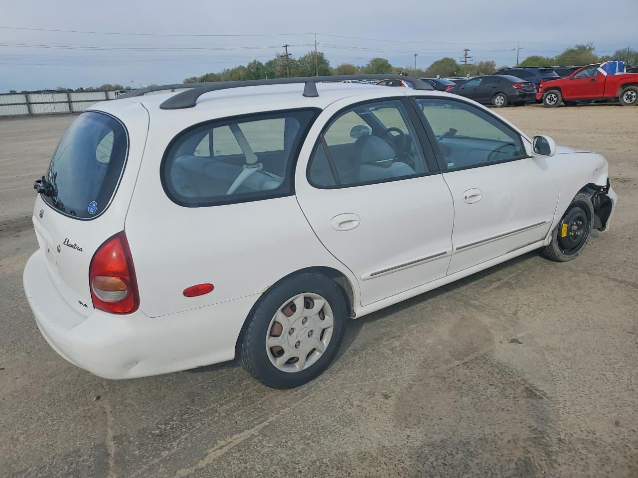 2000 HYUNDAI ELANTRA GLS photo 5
