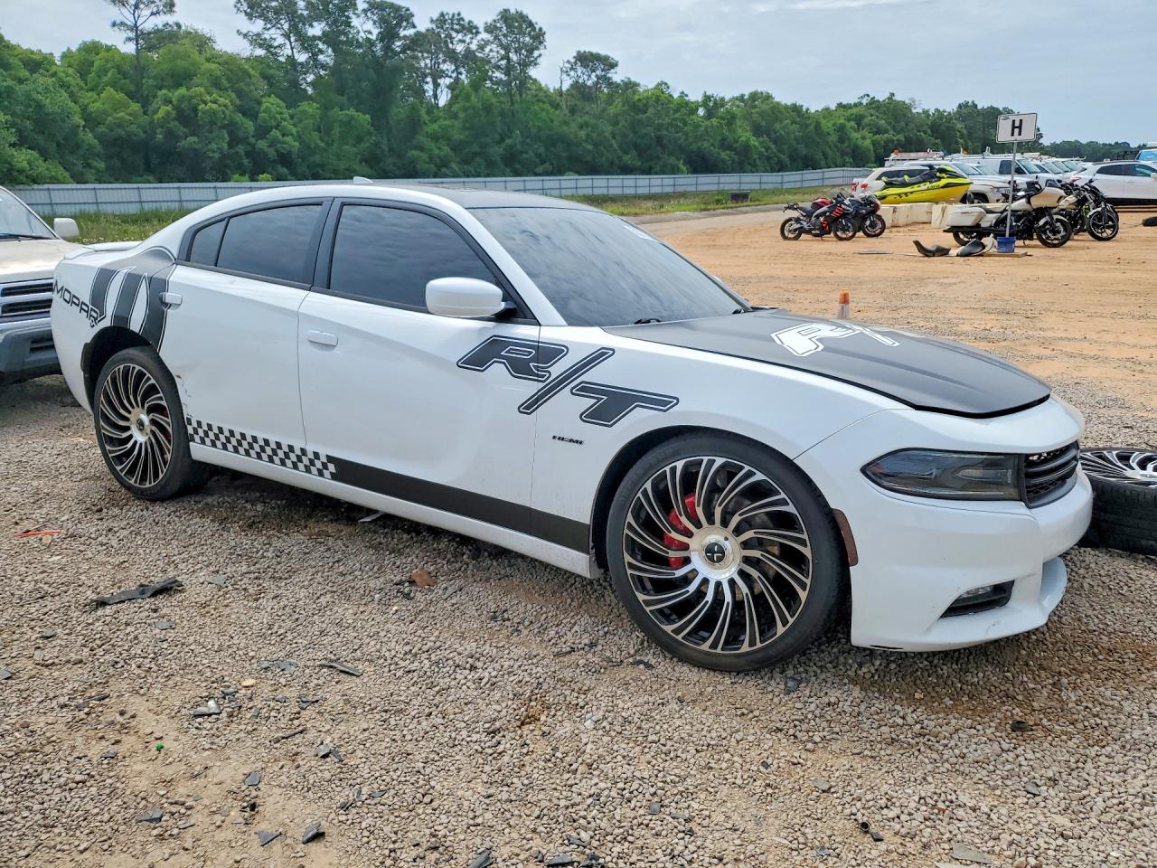 2016 DODGE CHARGER R photo 4