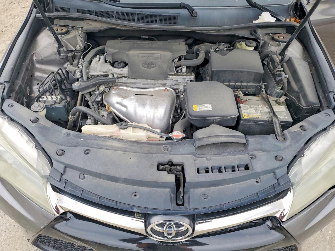 2016 TOYOTA CAMRY SE photo 21