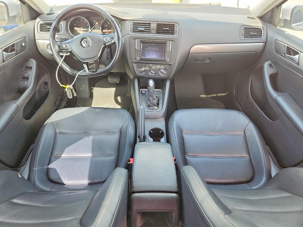 2017 VOLKSWAGEN JETTA SE photo 15
