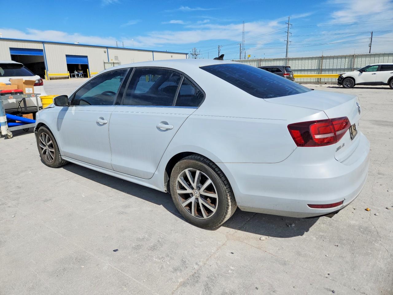 2017 VOLKSWAGEN JETTA SE photo 3