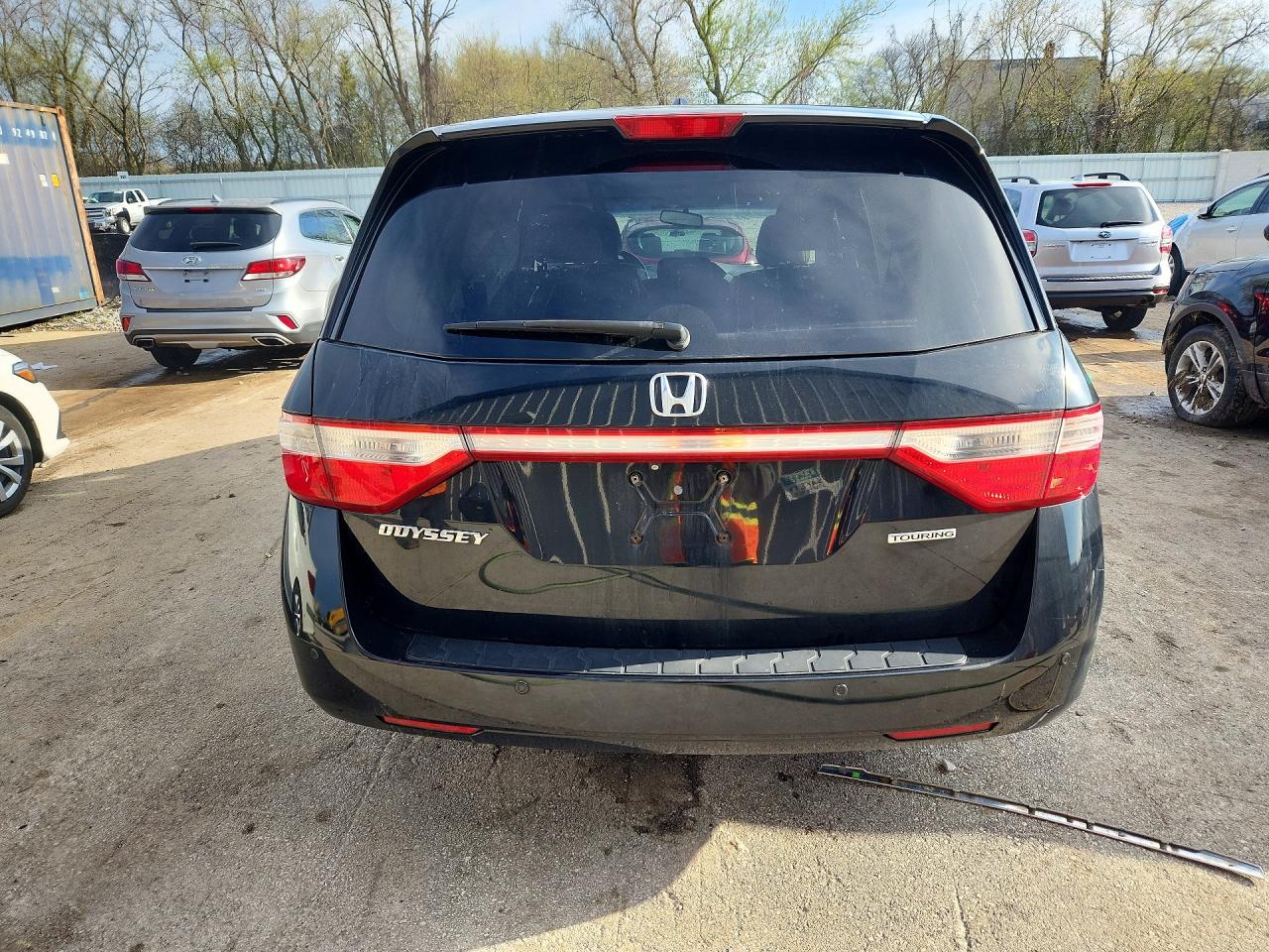 2012 HONDA ODYSSEY TOURING photo 16