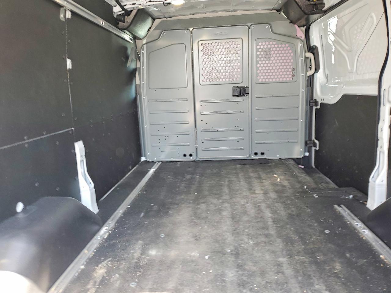 2025 FORD TRANSIT 350 DELIVERY VAN photo 19