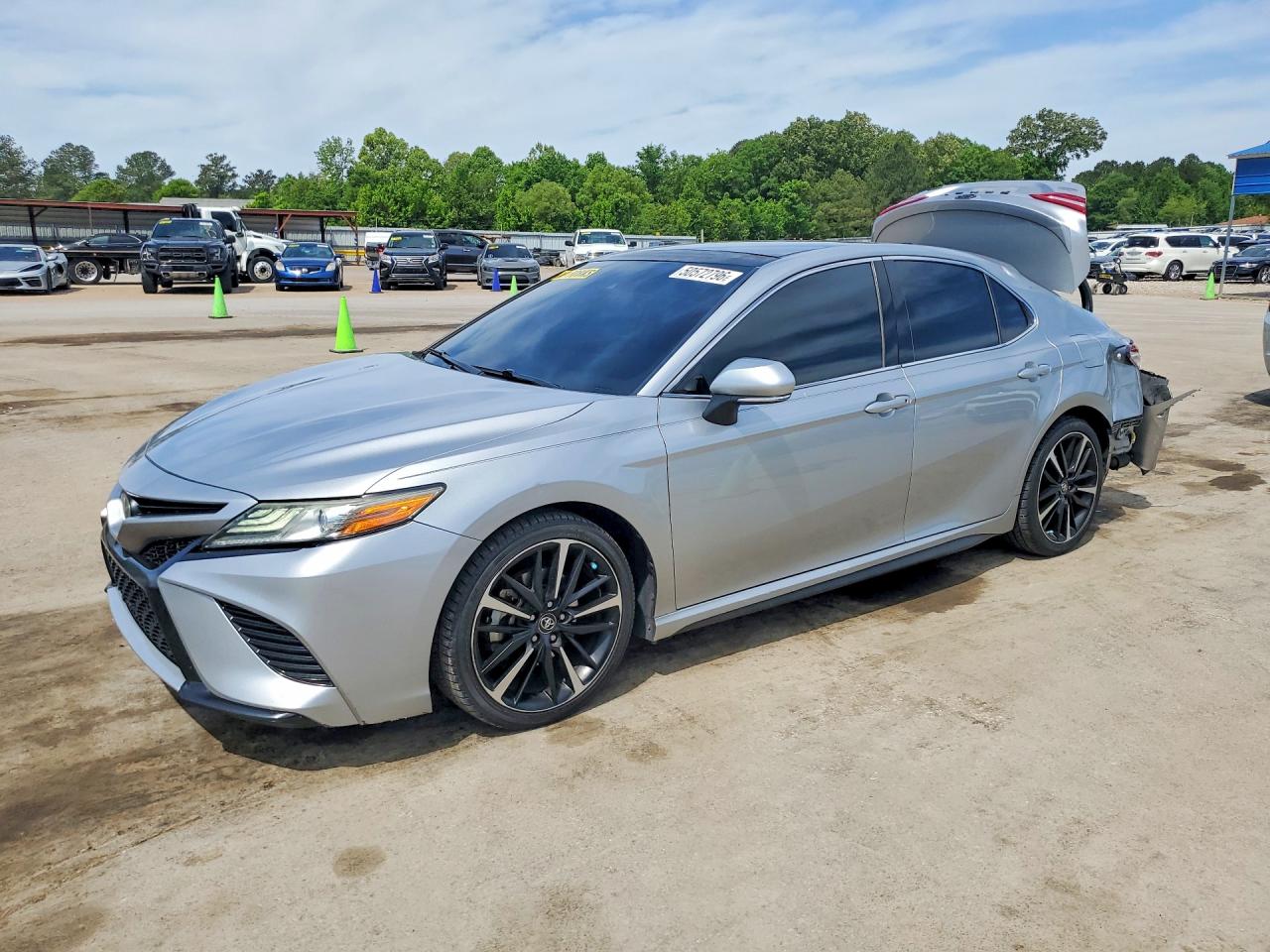 2019 TOYOTA CAMRY