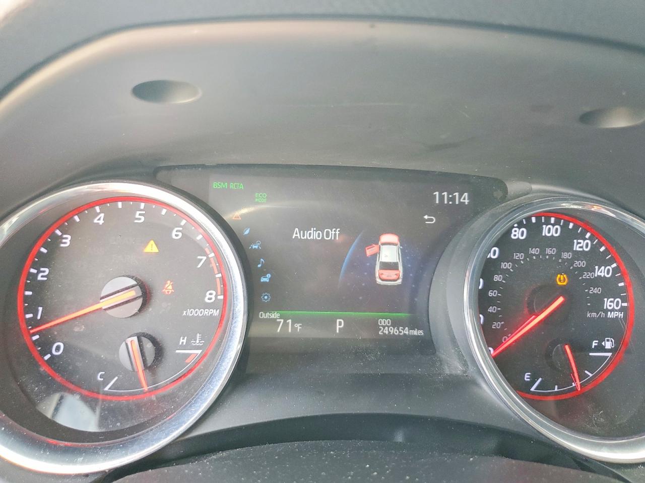 2019 TOYOTA CAMRY XSE photo 9