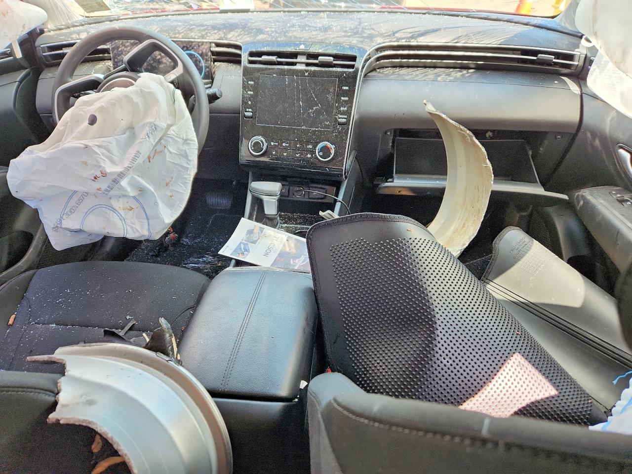 2024 HYUNDAI TUCSON SE photo 22