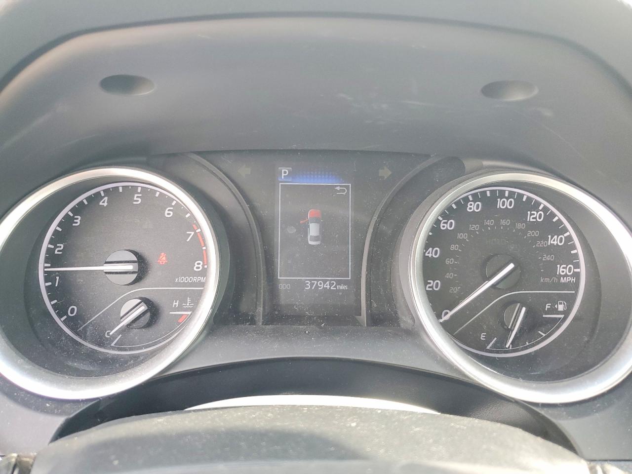 2024 TOYOTA CAMRY LE photo 17